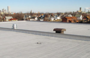 Milwaukee public schools adopt innovative roof drainage system, extend life of school buildings